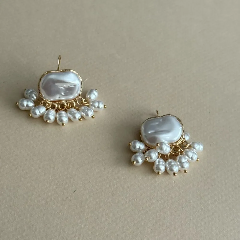 Pearl Drop Earrings S1282